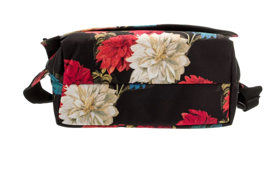 Herschel Supply Co.
Nylon Minaudière