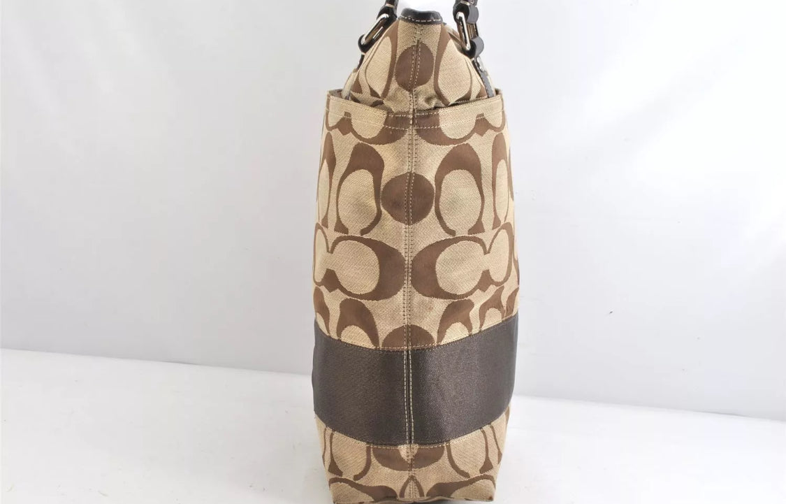 Coach Signatures Shoulder Bag ( Preowned)
