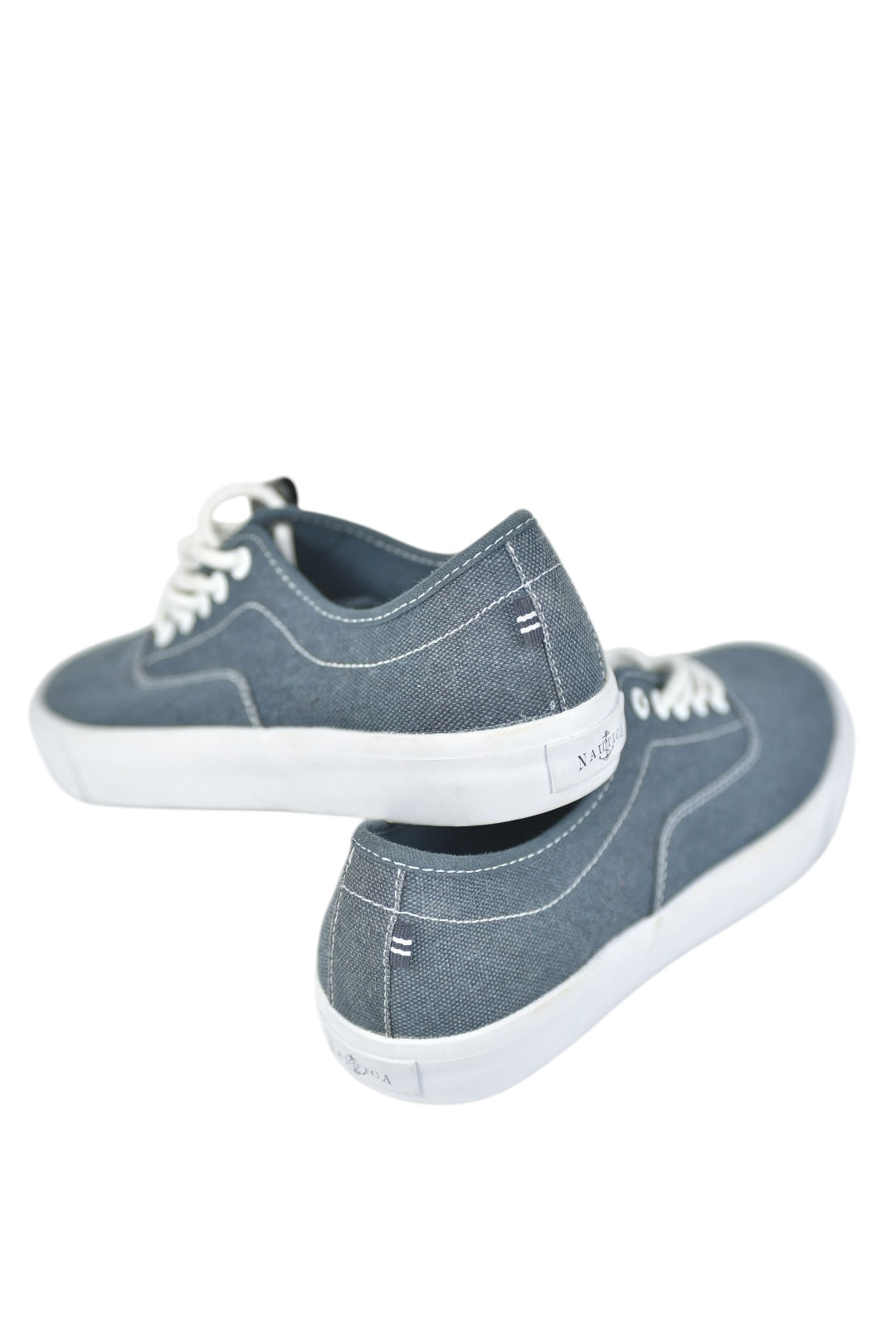 Women’s Náutica tennis shoes