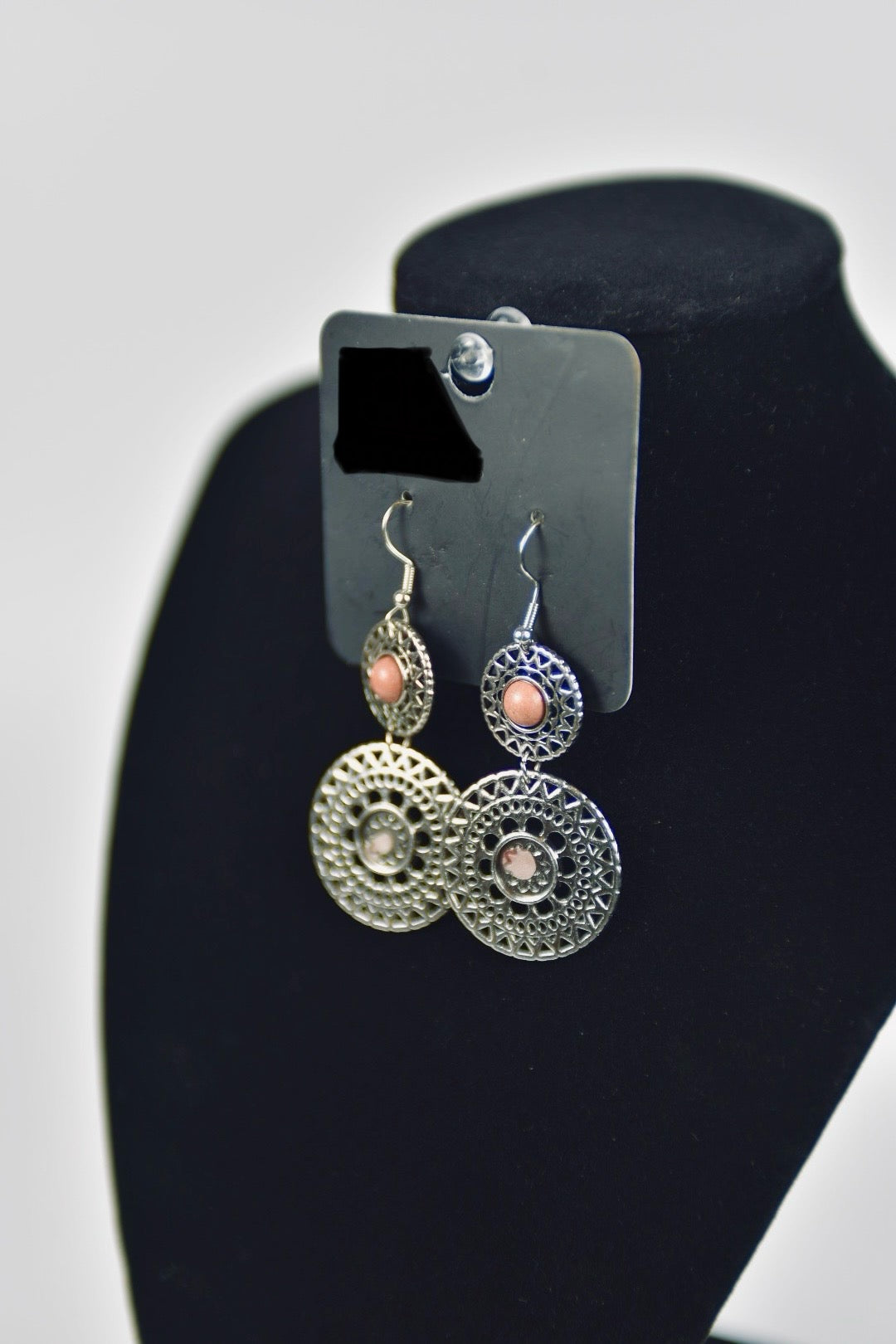 Silver Fashion Earrings With Colored Pearl Design