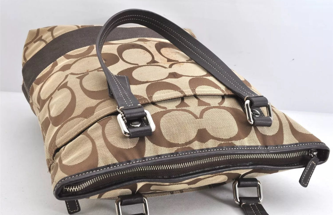 Coach Signatures Shoulder Bag ( Preowned)