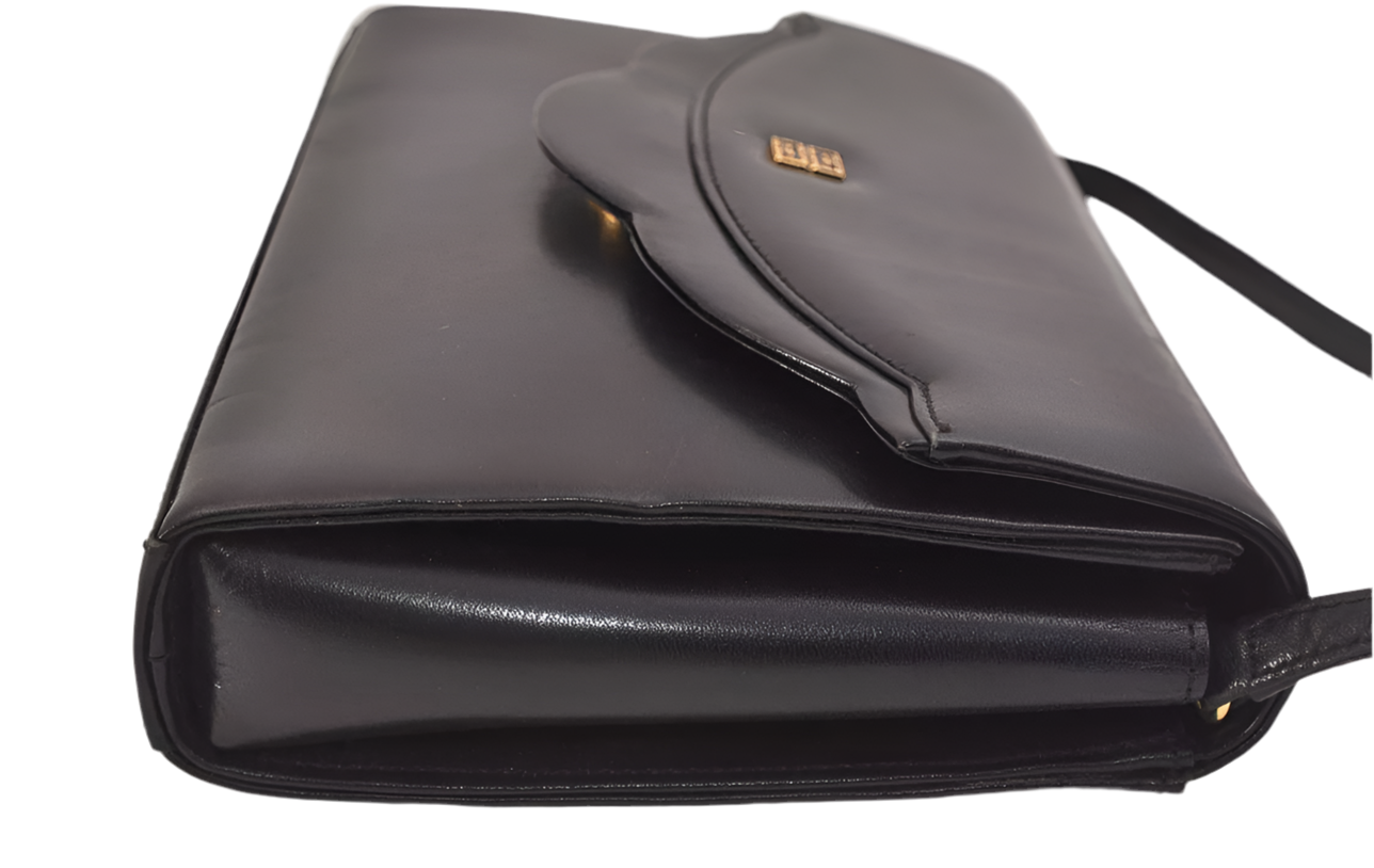 GIVENCHY SACS Leather Shoulder Cross Body Bag Purse Vintage