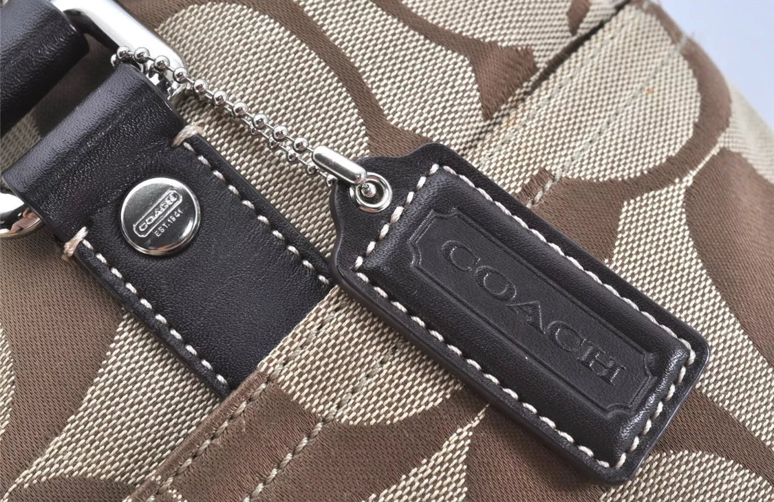 Coach Signatures Shoulder Bag ( Preowned)