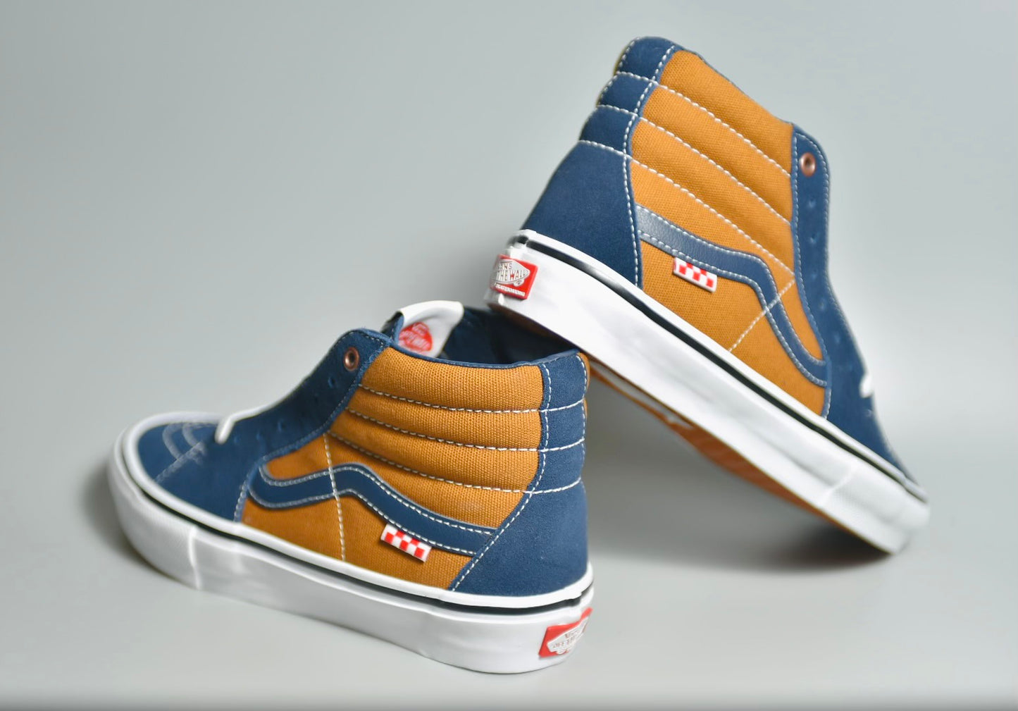 Andrew Reynold Van Sk8 HI Pro