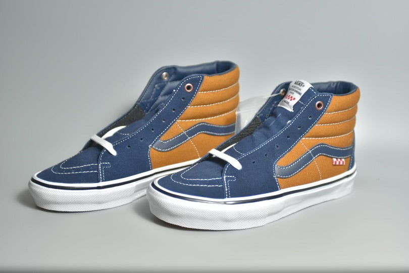 Andrew Reynold Van Sk8 HI Pro