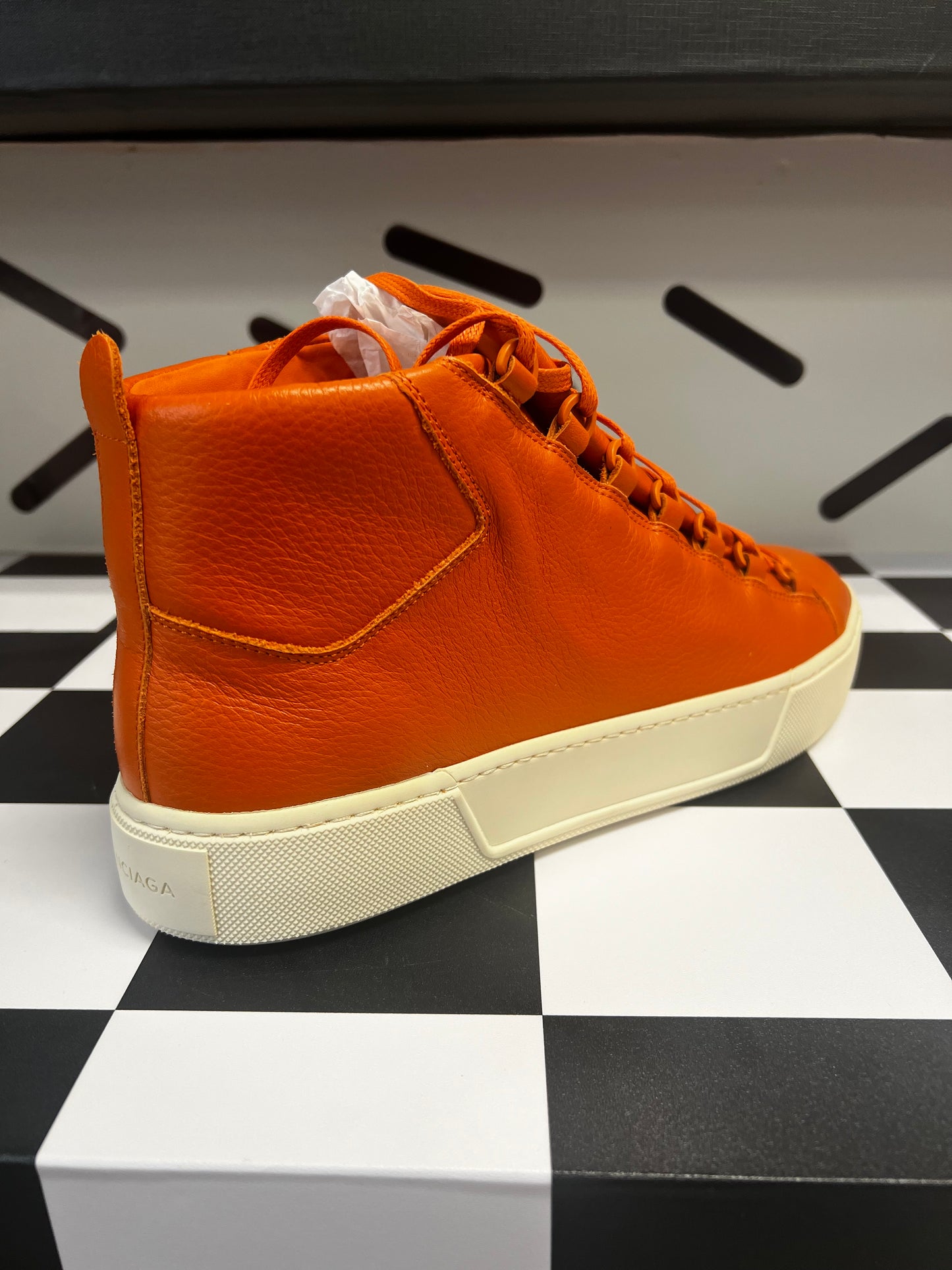 Balenciaga Arena High              Orange