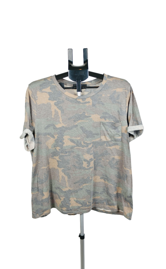 Women T shirt Camo Size 2x