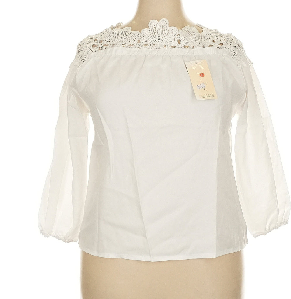 Unknown Brands
3/4 sleeve blouse