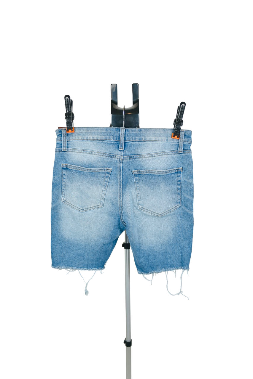 No boundaries short denim jeans