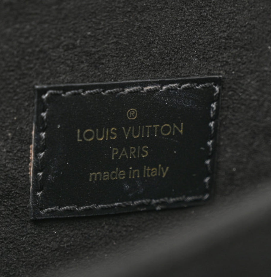 Louis Vuitton Pochette Metis Reverse Monogram ( Authentic)